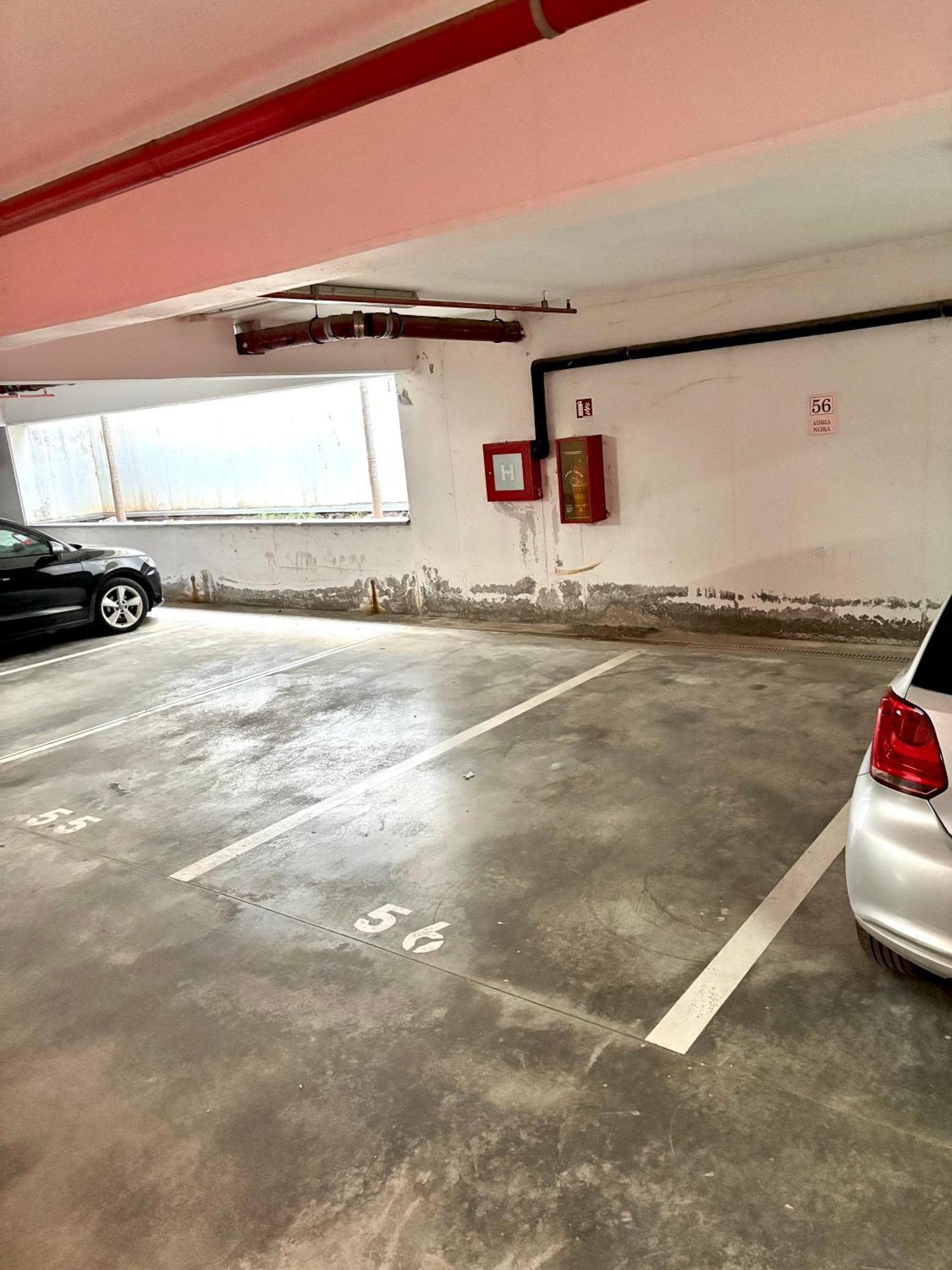 Adrianora With Freeparking *