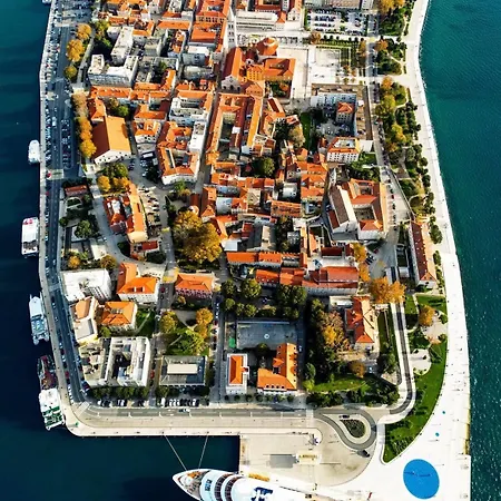Adrianora With Freeparking Apartment Zadar Exterior photo